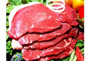Receita de Bife ao molho acebolado com tomate